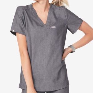 Figs Caterina one-pocket scrub top in graphite
